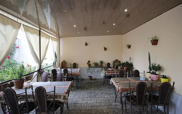 Planet Yerevan Hotel