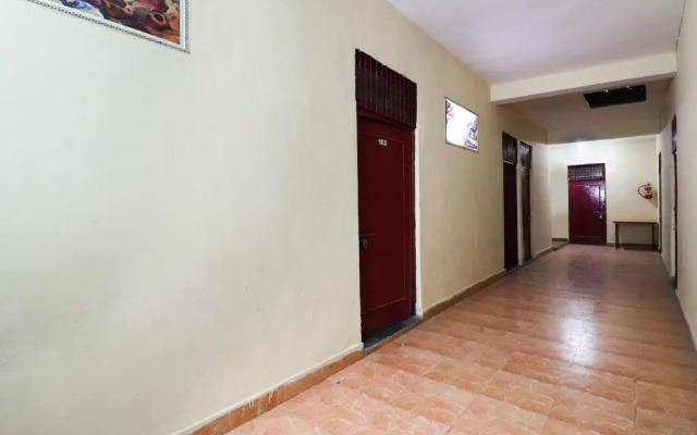 Travilla Residency by OYO Rooms