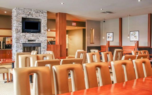 Quality Inn and Suites Winnipeg