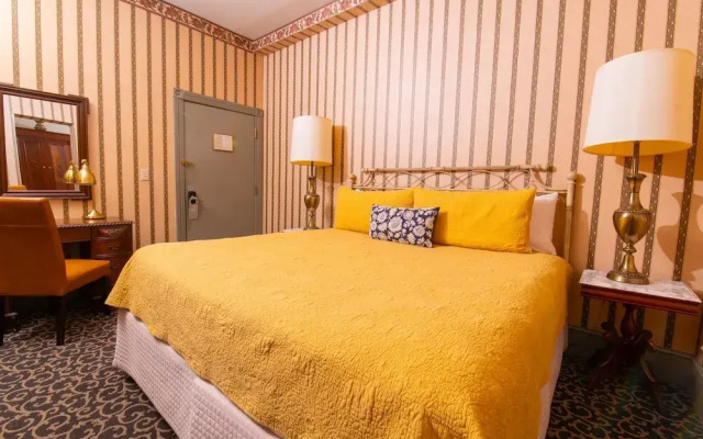 The Lafayette Inn