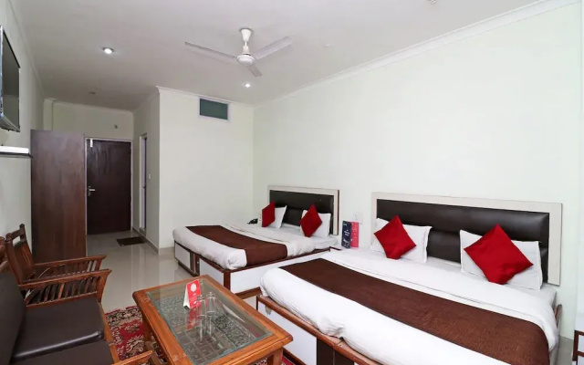 OYO 13908 Hotel India