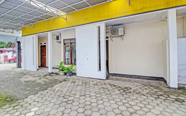 Collection O 92242 Hotel Tanjung Emas