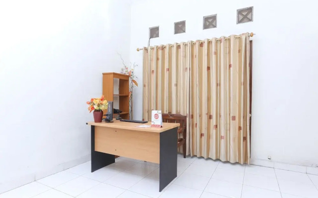 Oyo 1680 Dahlia Guesthouse