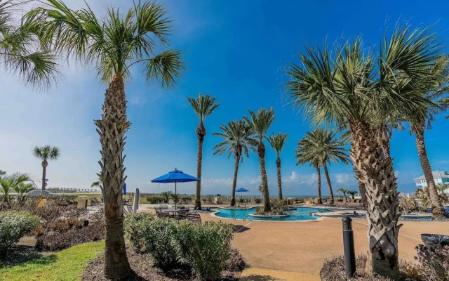 Pelican Pointe 2 Bedroom Condo