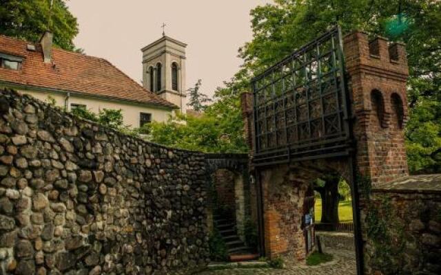 Łagów Zamek Joannitów Hotel Restauracja