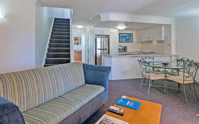 Burleigh on the Beach Holiday Apartments