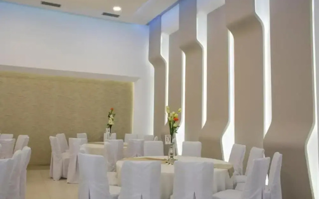 Hotel King