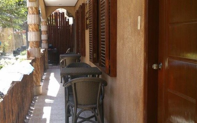Double Diamond Inn Guest House