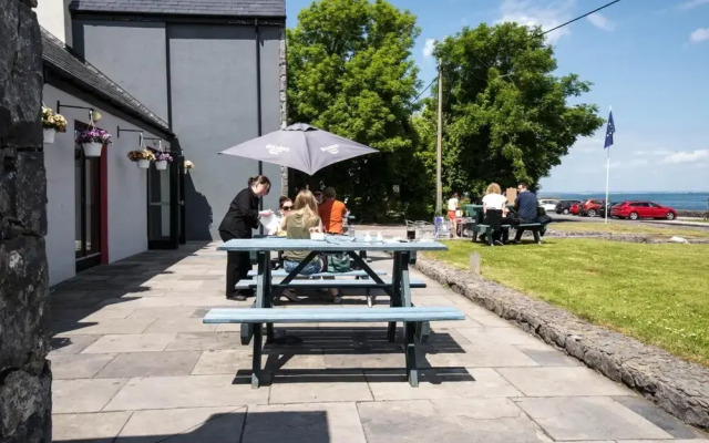 Burren Atlantic Hotel & Holiday Village
