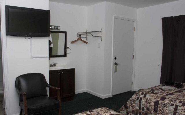 OYO Travelier Motel