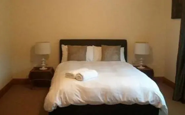 Thistledo House Bed & Breakfast