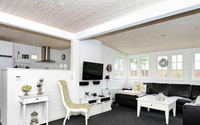 Luxurious Holiday Home in Hemmet With Private Whirlpool