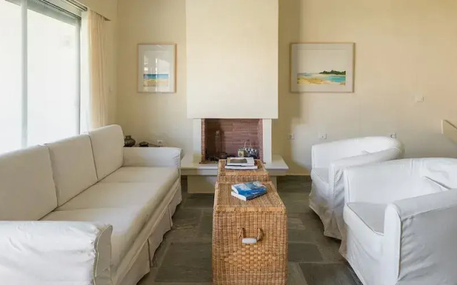 Tricot Beachfront House