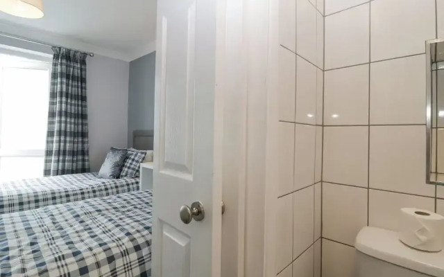 Flat 1A, Big Tree Holiday Flats
