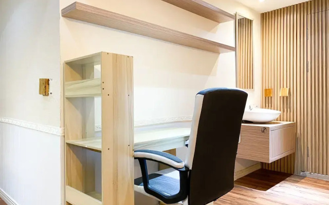 Cozy Living And Relaxing 2Br Meikarta Apartment