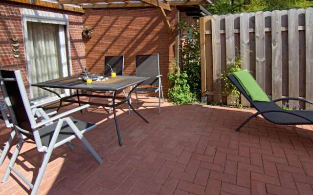 Lovely Apartment in Hage