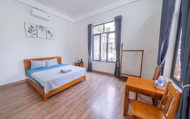 Funny Monkeys Homestay