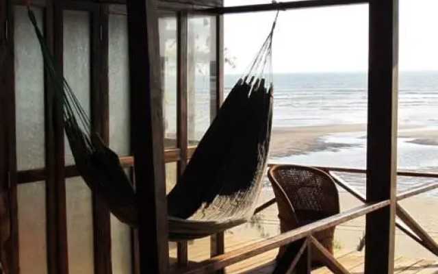 Dolphin Beach Resort