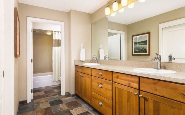 WorldMark Arrow Point