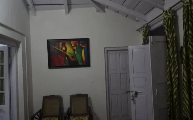 Dingle House