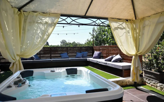 Trulli Donna Isabella