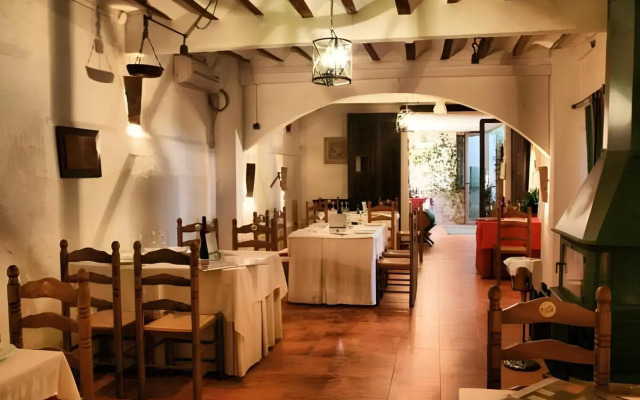 Hotel Restaurante Milán