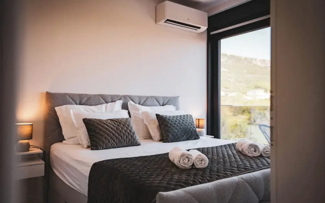 Villa Just be Happy by Trawelltopia