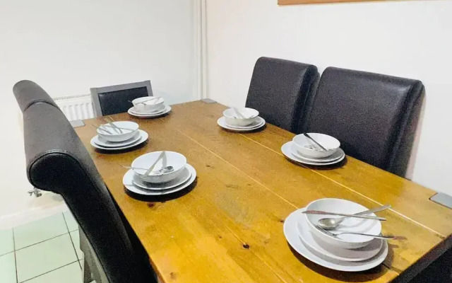 3bedroom- Near to Station-private Garden-wifi