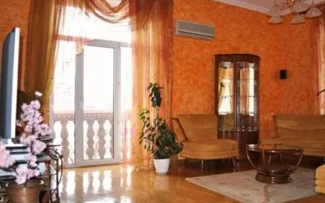 Kreshchatyk Guesthouse