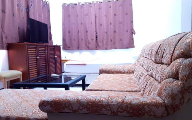 Super Hostel
