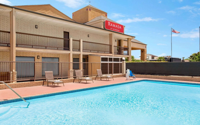 Ramada by Wyndham San Antonio Near SeaWorld/Lackland AFB