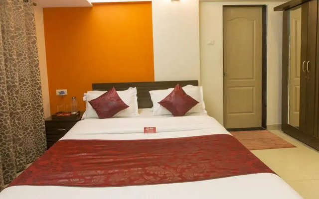 OYO Apartments BKC Kalanagar