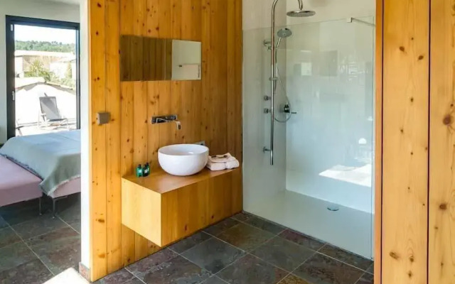 BB 12 LUBERON - Chambres Contemporaines