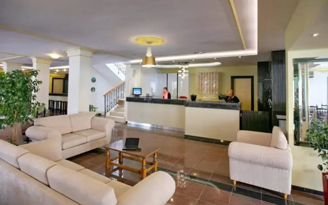 Theofilos Classic Hotel
