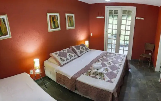 Pousada Praia da Crena