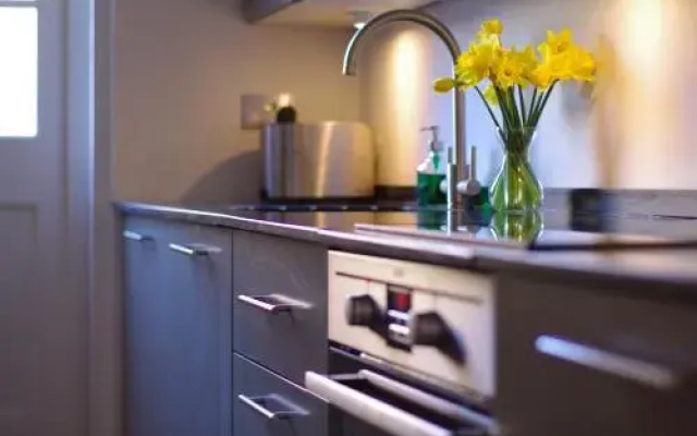Clerkenwell Premium Deluxe