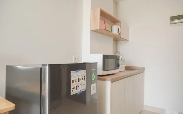 Good And Comfy 1Br (No Kitchen) At Citra Living Apartment