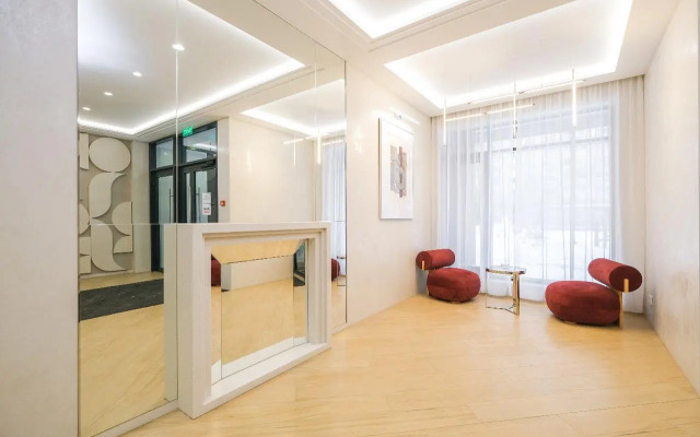 Room Hotel (Рум Хотел) на улице Державина