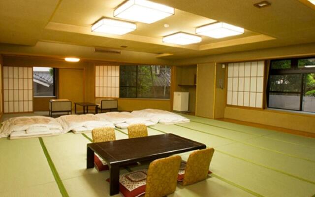 Izu Nagaoka Kinjokan