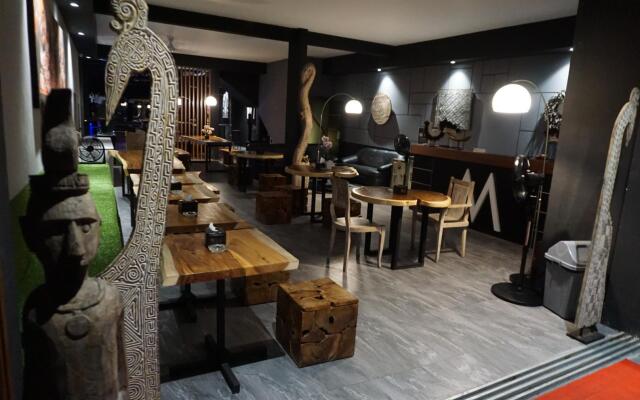 M Box Seminyak