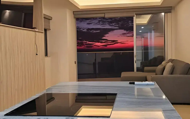 Sunset View Frent al Mar