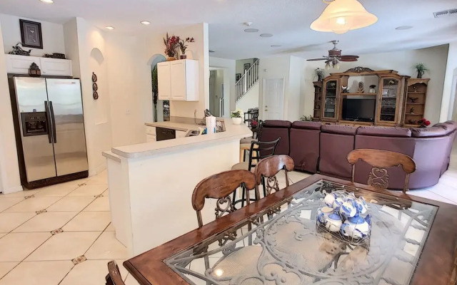 Emerald Island Resort Six-bedroom