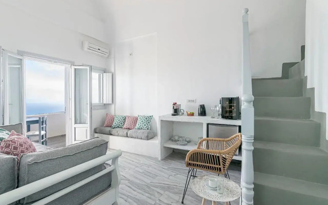 Phaos Santorini Suites