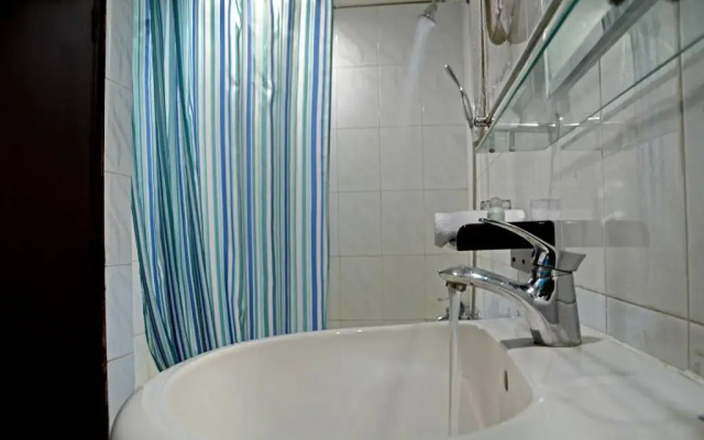 Grand Dhaka Hotel