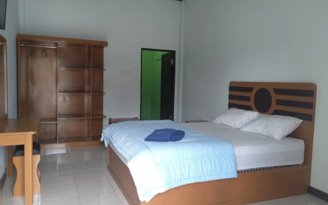 Hotel O Losmen Arkansas Syariah – Guest Rooms – Pemakuan