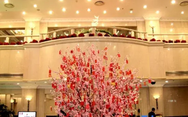HNA Redbuds Hotel