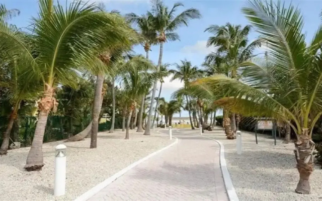 Casa Terra Luxury Island House