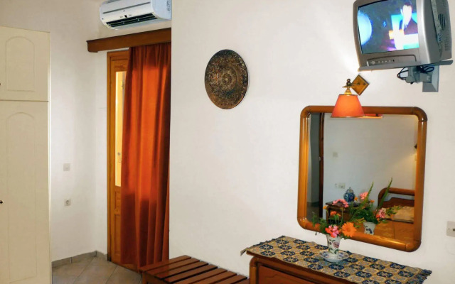 Nereides Apartments