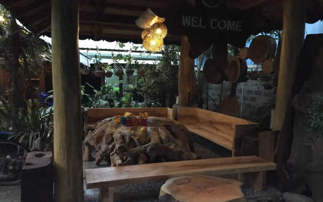 Aquarius Inn Inle Lake