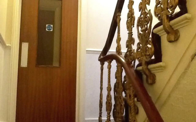 Mandalay Picton House Hotel